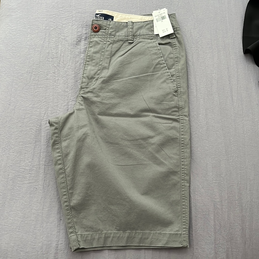 - HOLLISTER SHORTS